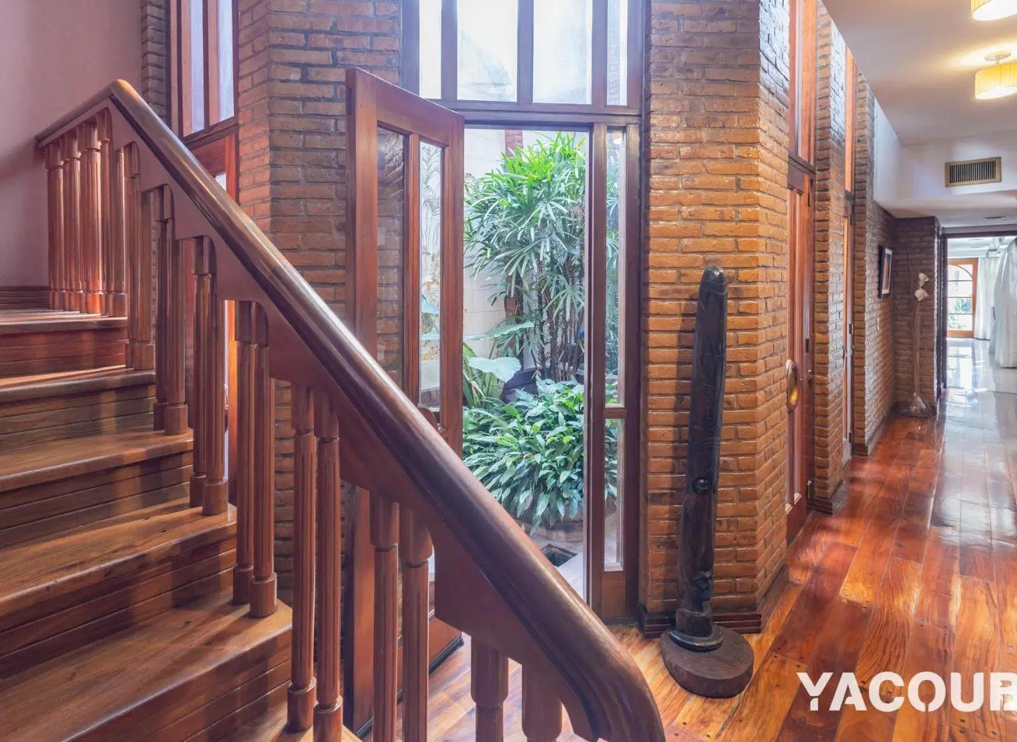 Casa en venta - 4 Dormitorios 4 Baños - Cochera - 751Mts2 - La Plata 5