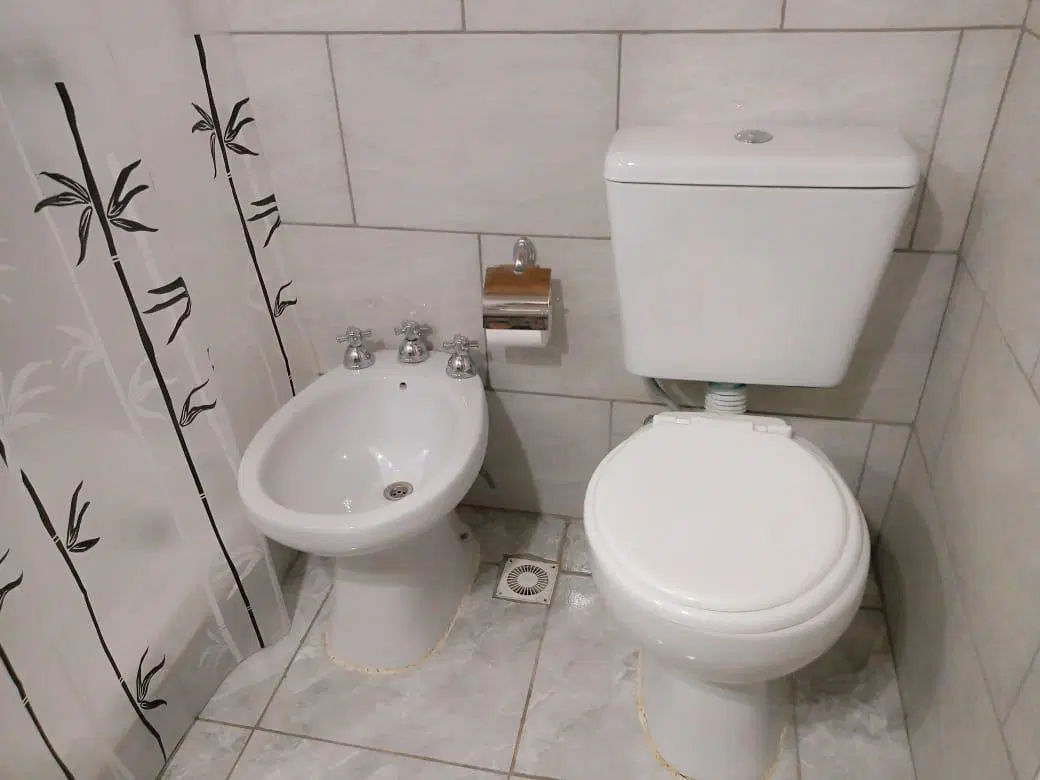 Casa en venta - 1 Dormitorio 1 Baño - Monoambiente - 300Mts2 - Villa Regina 4