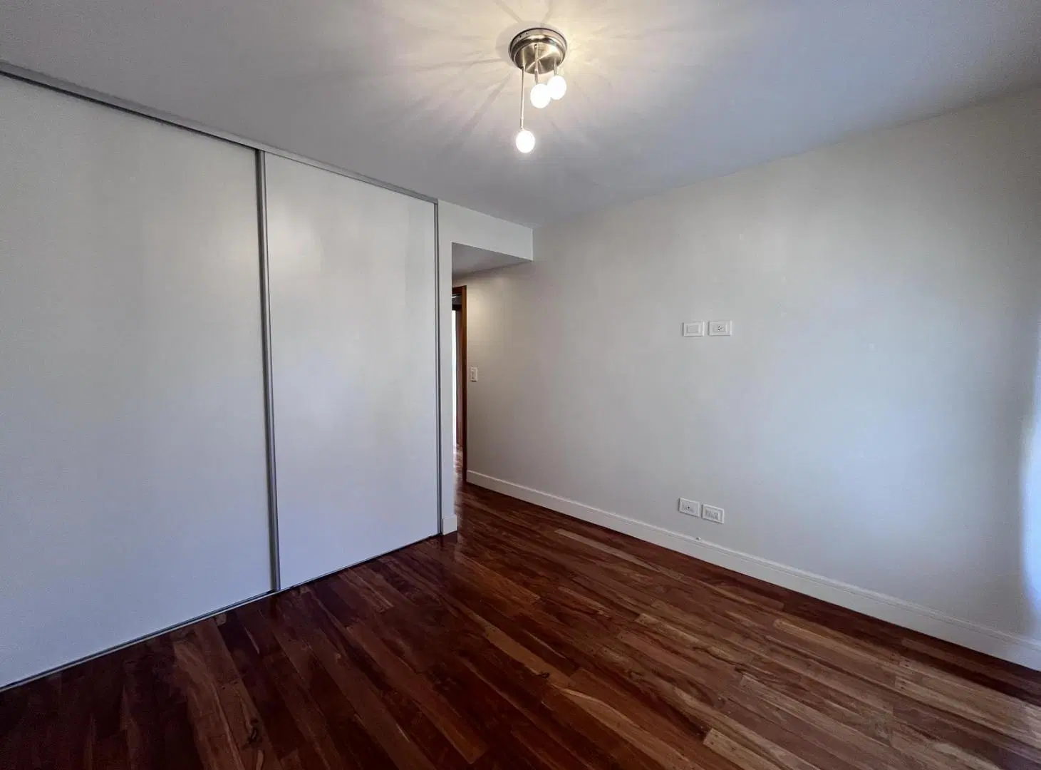 Departamento en Venta - 2 Dormitorios 2 Baños - 89mts - Mar Del Plata 2