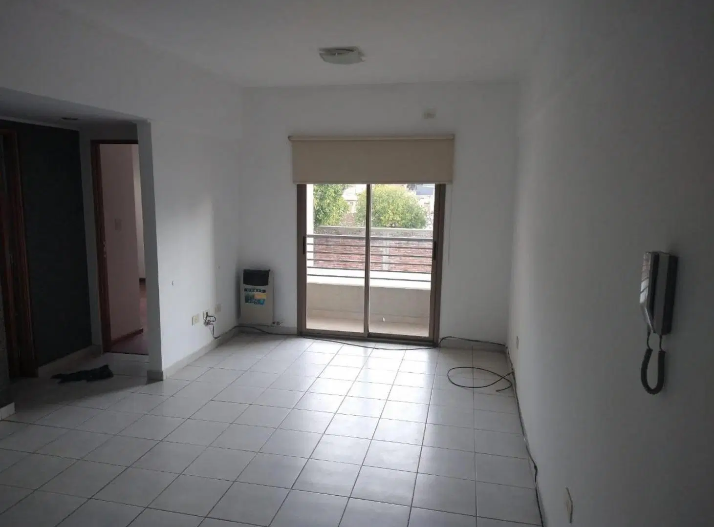 Departamento en alquiler - 1 dormitorio 1 baño 1 cochera - 44mts2 - La Plata 2