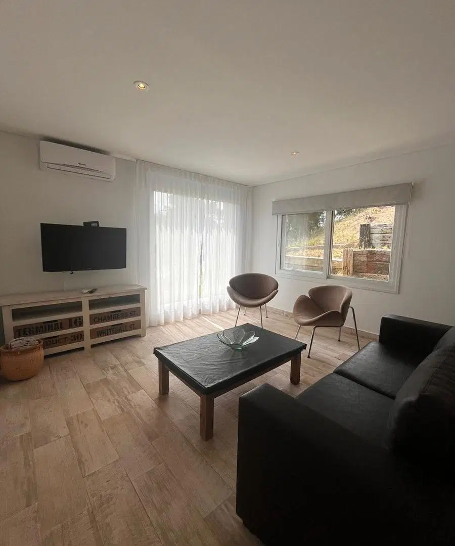 Casa en venta - 3 Dormitorios 3 Baños - 1.035Mts2 - Pinamar 5