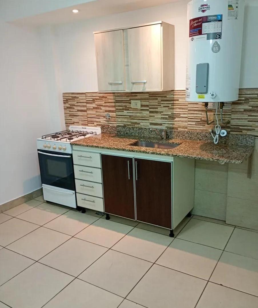 Foto de Departamento en venta - 1 Dormitorio 1 Baño - Liniers, imagen 3