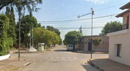 Casa en venta - 3 Dormitorios 1 Baño - Cochera - 480Mts2 - Moquehua 4