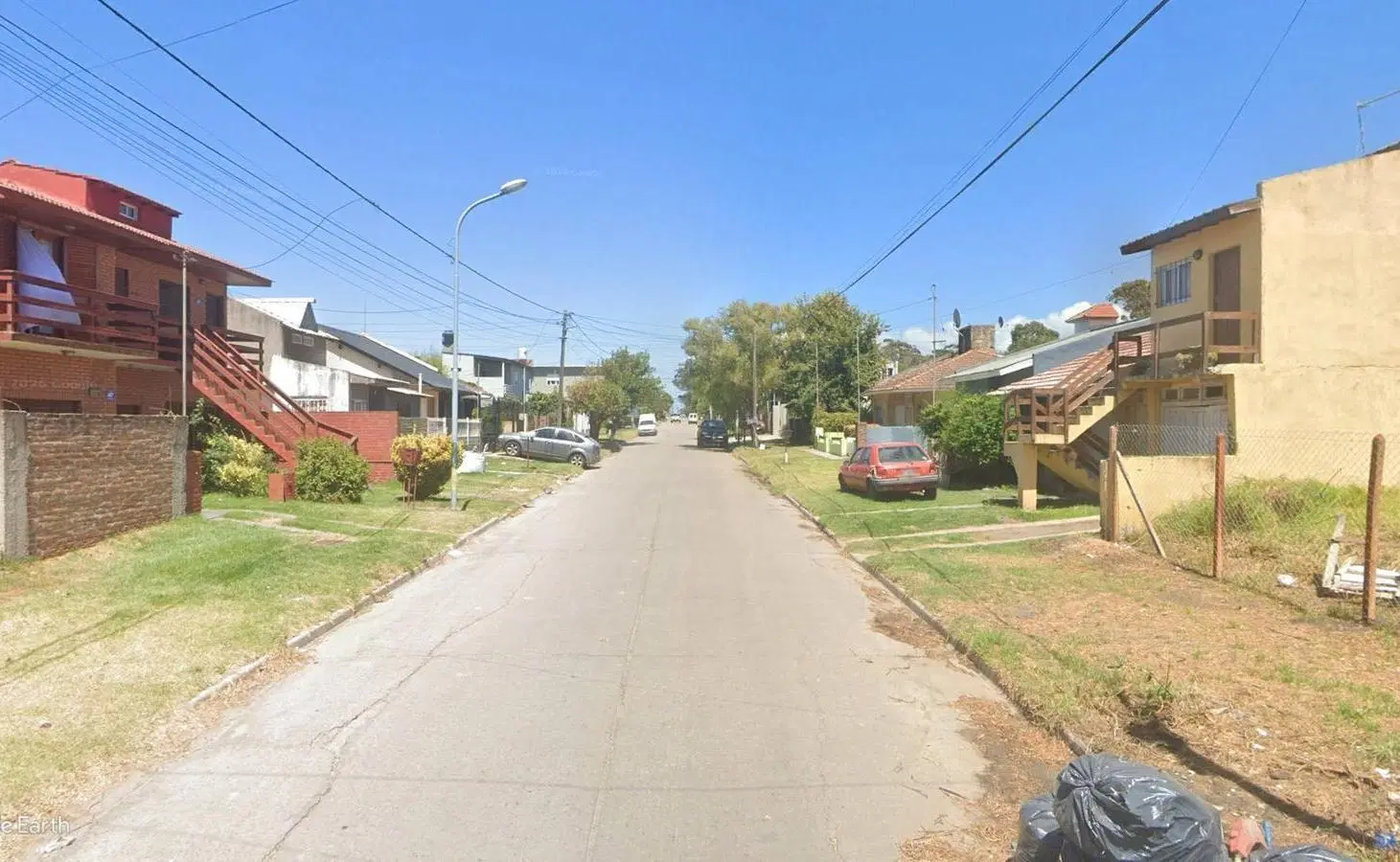 Casa a reciclar en venta - 4 dormitorios 3 baños - 140mts2 - Mar del Plata 2
