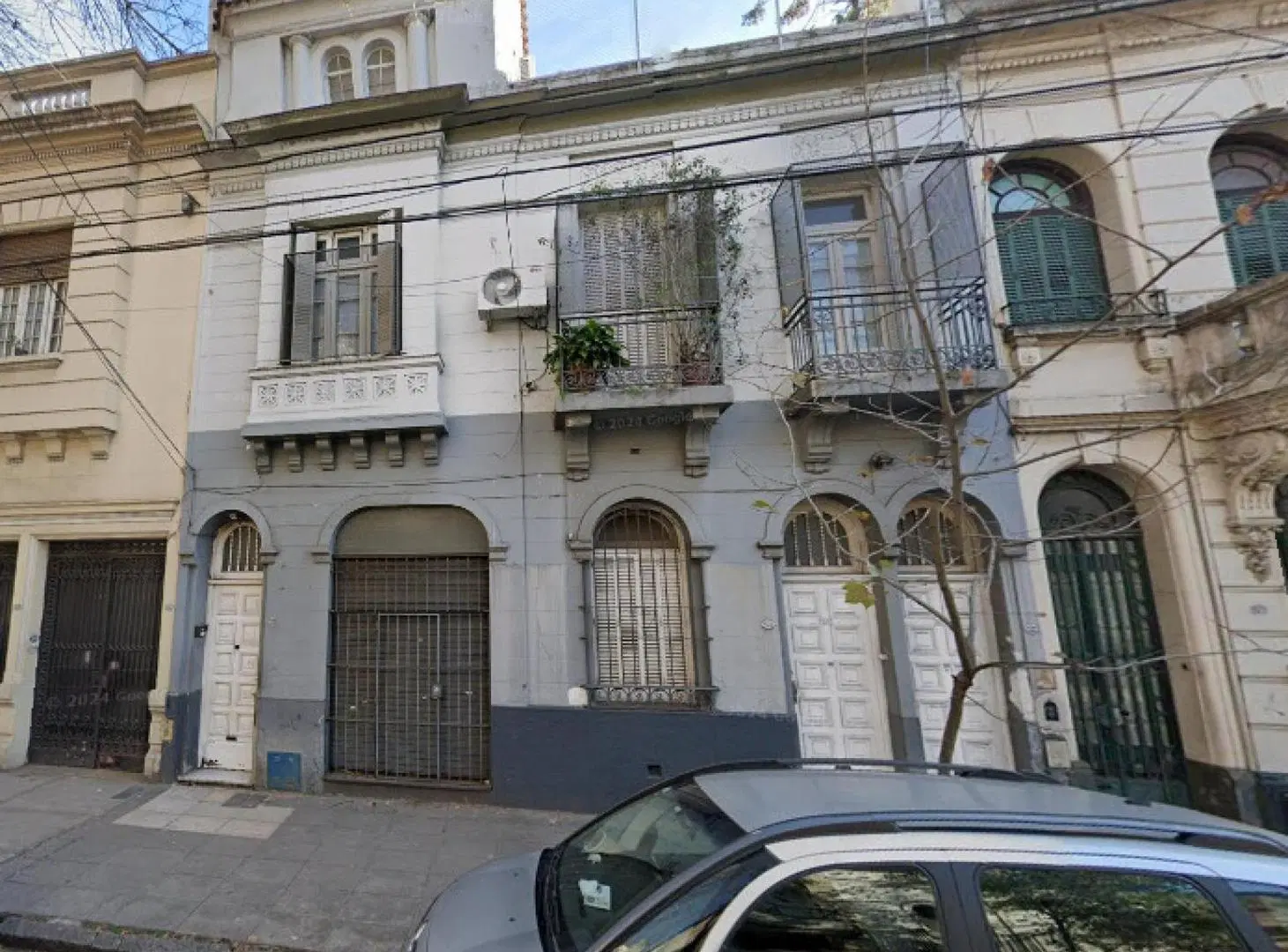 PH en venta - 4 Dormitorios 3 Baños - Flores 8