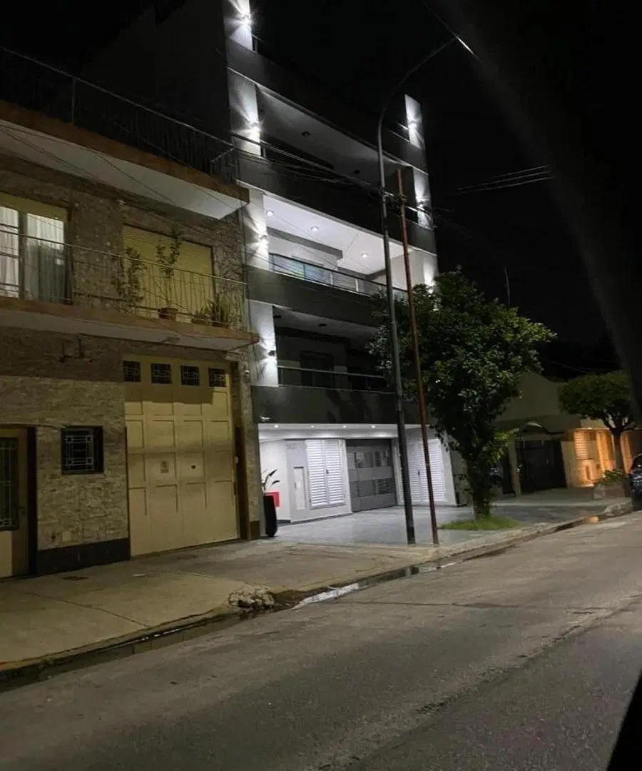 Cochera en venta - 11Mts2 - Liniers 5