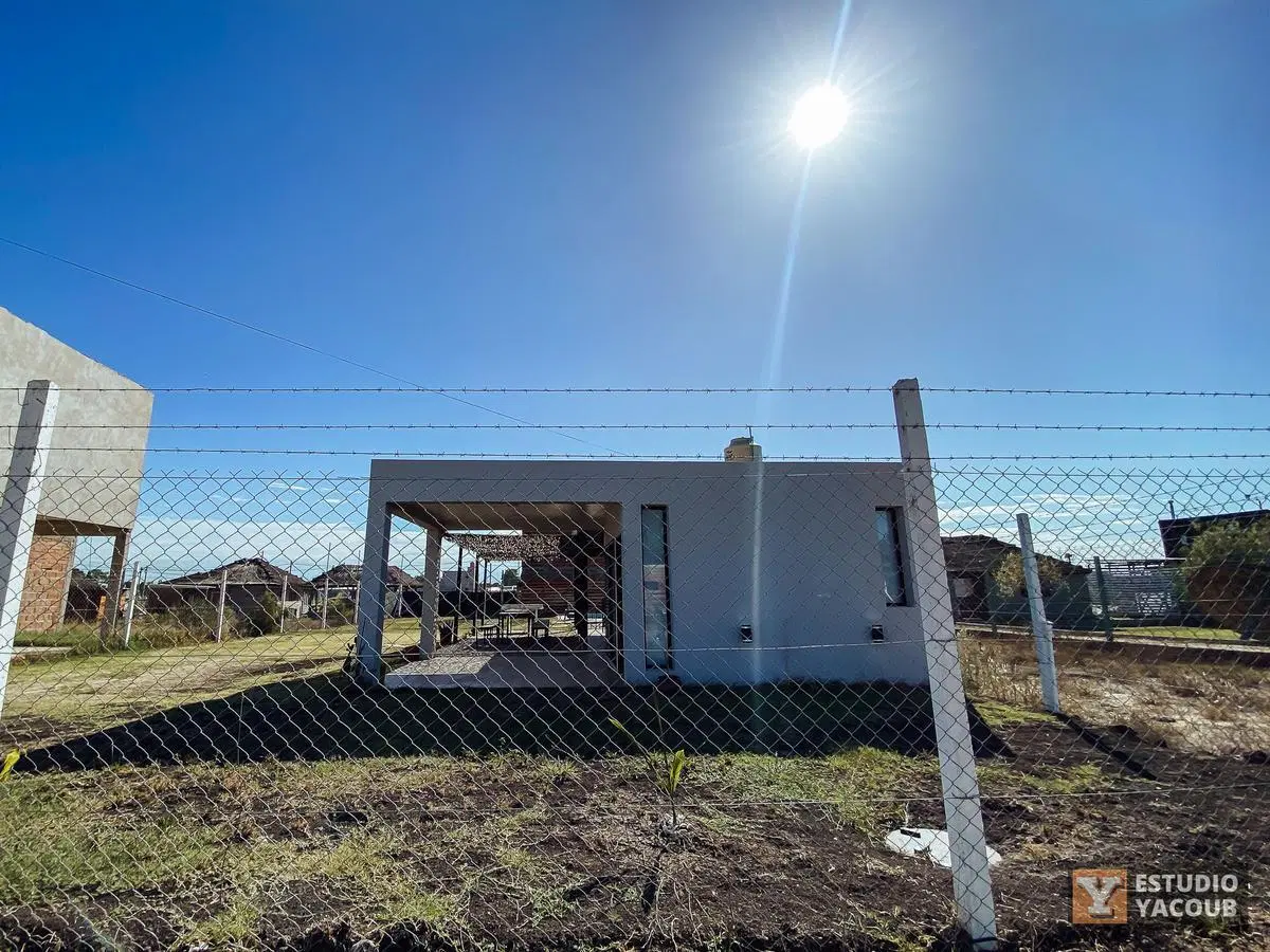 Quinta en venta - 70Mts2 - Arana,  La Plata [financiado] 8