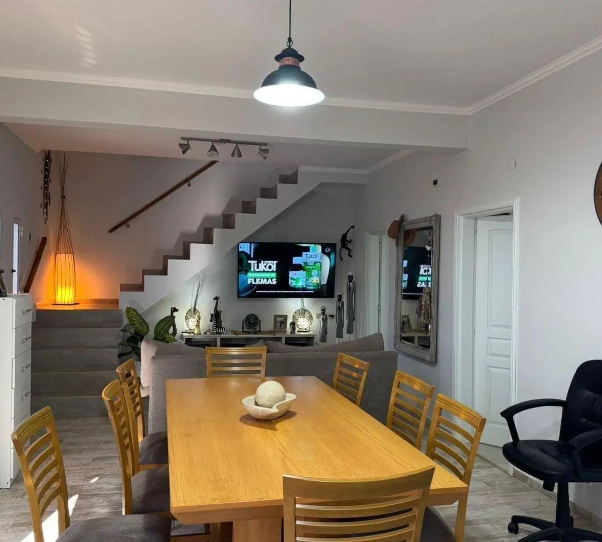 Casa en venta - 3 Dormitorios 3 Baños - 430mts2 - Chivilcoy 2