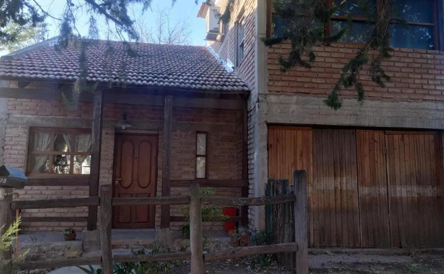 Casa en venta - 3 Dormitorios 1 Baño - Cochera - 550Mts2 - San Luis 5