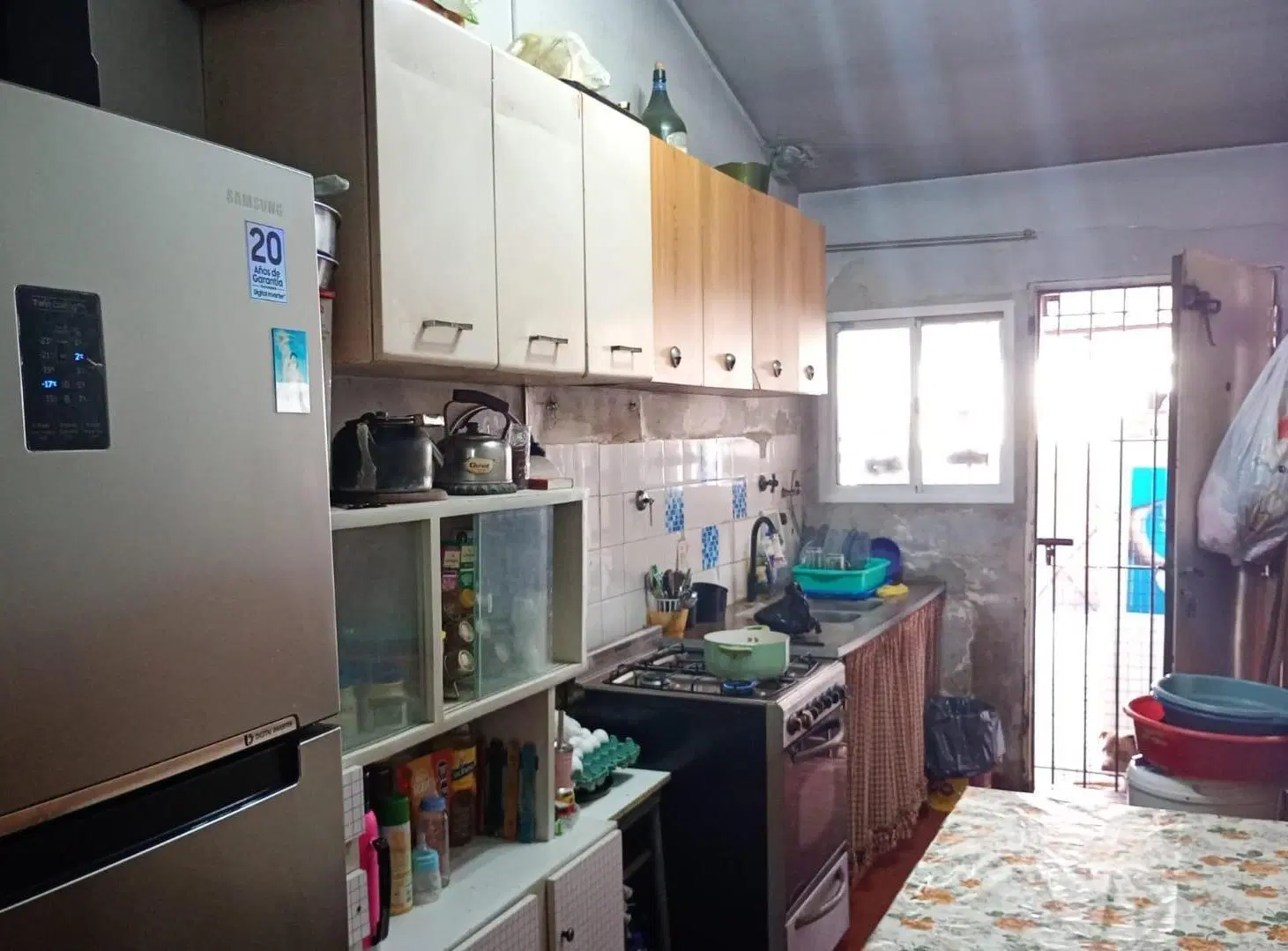 Casa en venta - 2 Dormitorios 1 Baño - Cochera - 220Mts2 - Don Orione 4