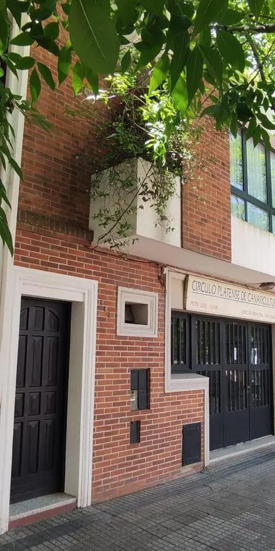 Departamento en venta - 2 dormitorios 1 baño - 99mts2 - La Plata 4