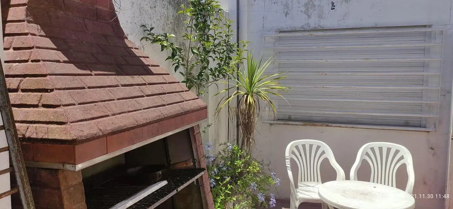 Departamento en venta - 2 dormitorios 1 baño - 99mts2 - La Plata 2