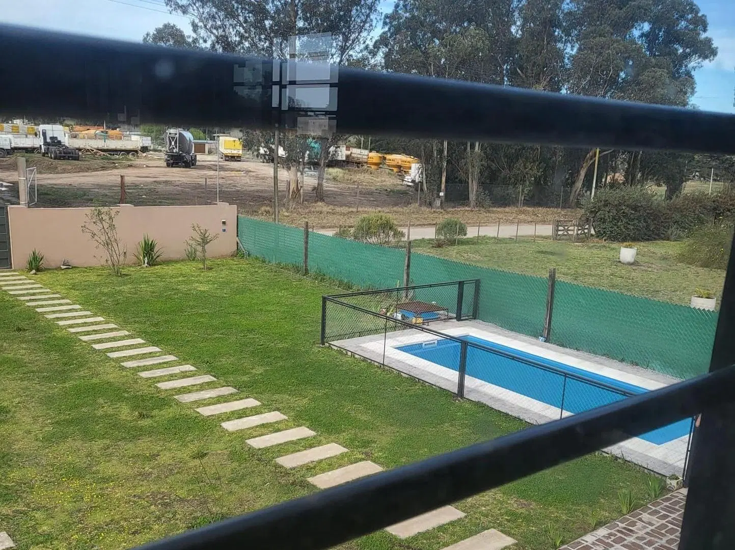 Casa en venta - 1 Dormitorio 2 Baños - Cocheras - 699Mts2 - Tandil 4