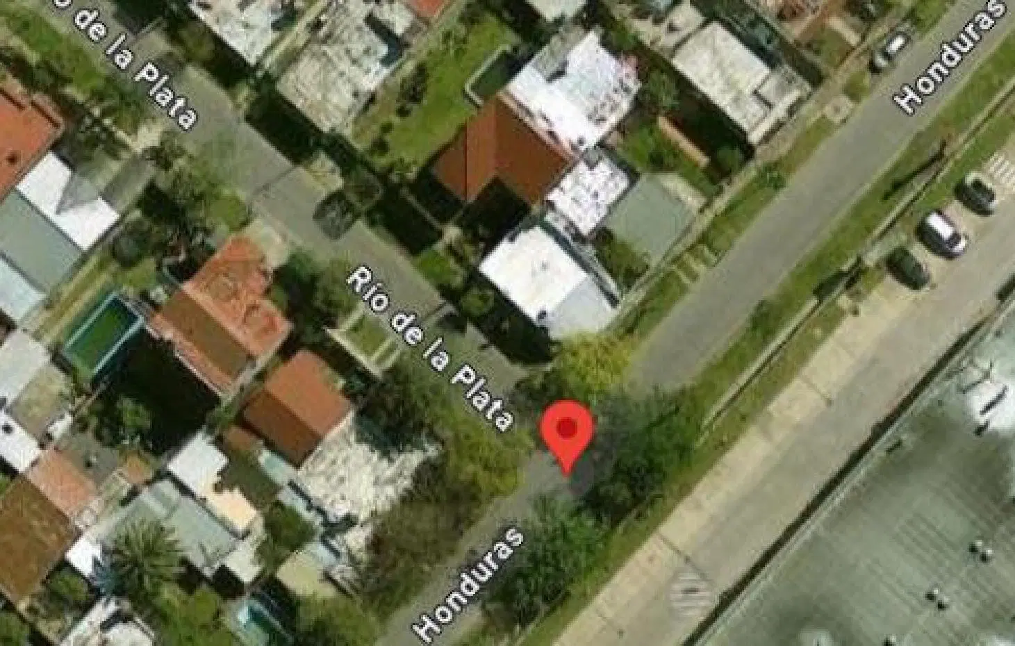 Terreno en venta - 12.5x17.5 - 3 dormitorios 1 baño - 214 mts2 - Loma Hermosa 2