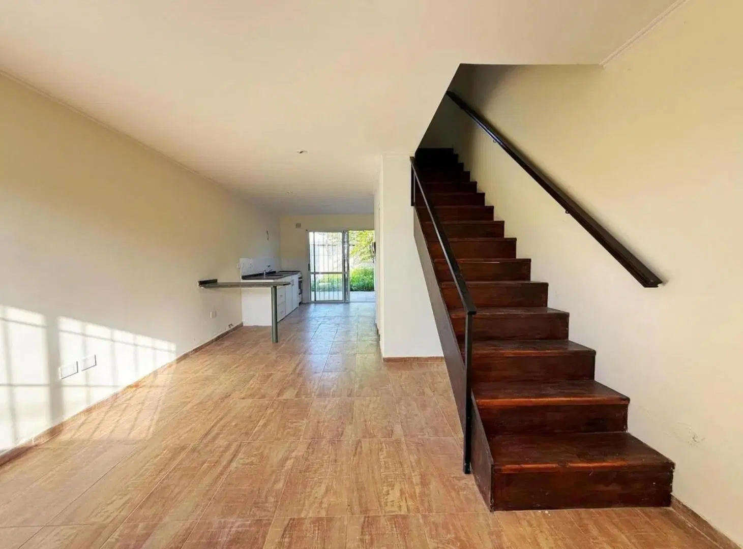 Dúplex en venta - 2 Dormitorios 2 Baños - La Plata 4
