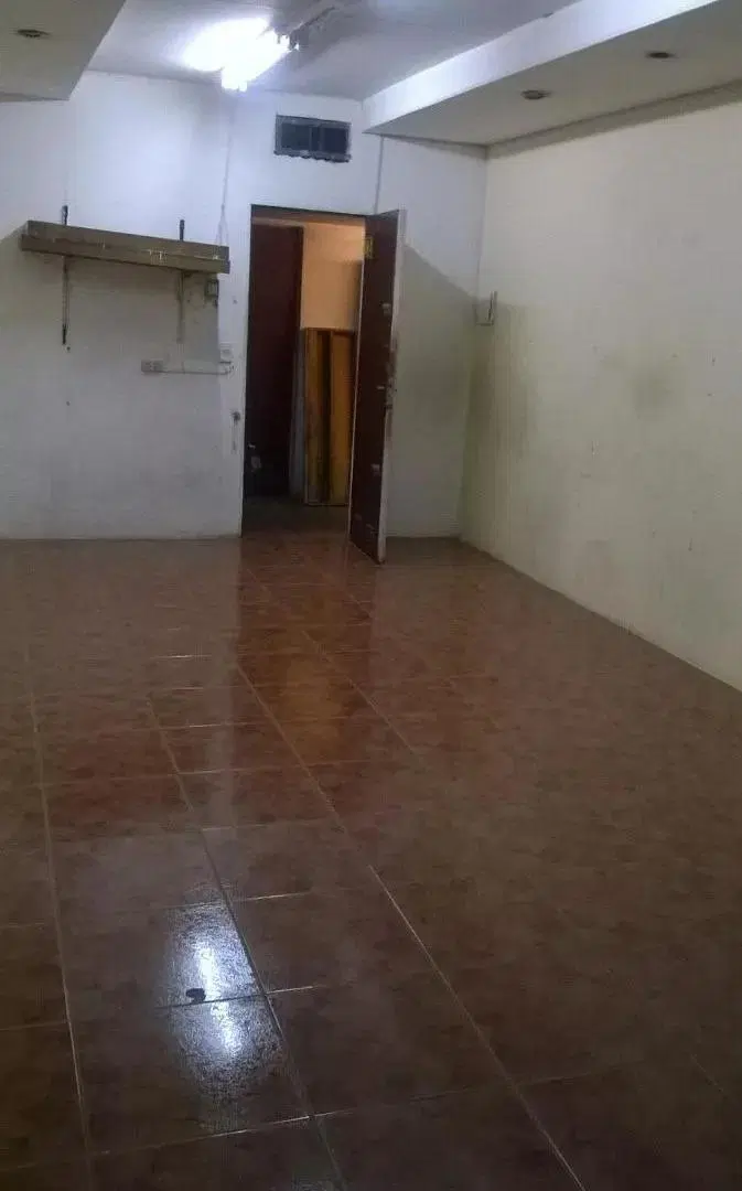 Local en venta - 3 Ambientes - 45Mts2 - Flores 5