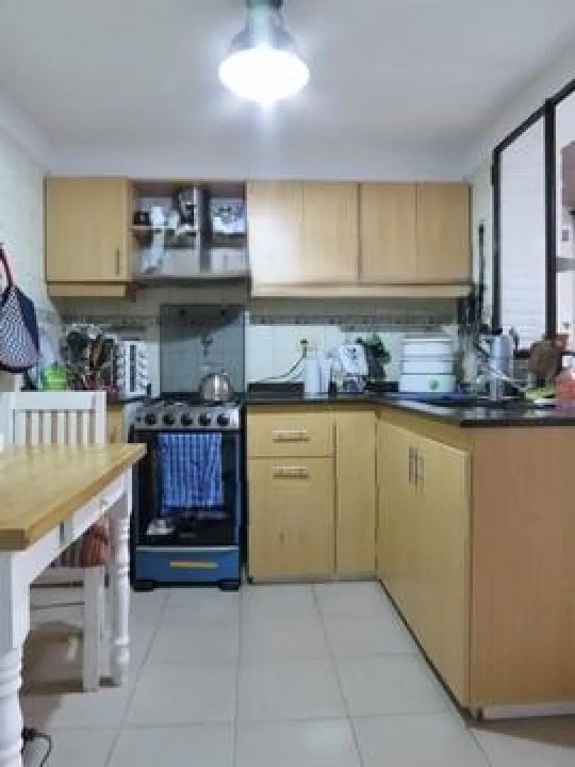 PH en venta - 5 Dormitorios 2 Baños - 200Mts2 - Recoleta 2