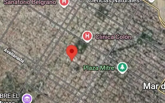 Casa en venta - 4 Dormitorios 2 Baños - Mar del Plata 1