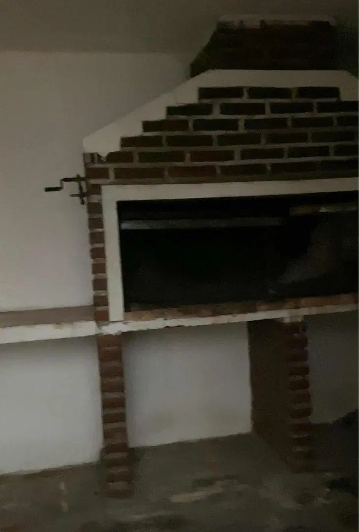 Casa en venta - 4 Dormitorios 2 Baños - Cochera - 172Mts2 - Bernal Oeste, Quilmes 5