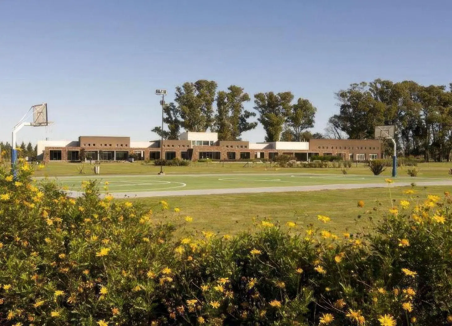 Terreno en venta - 2.800mts2 - Campos de Roca II 5