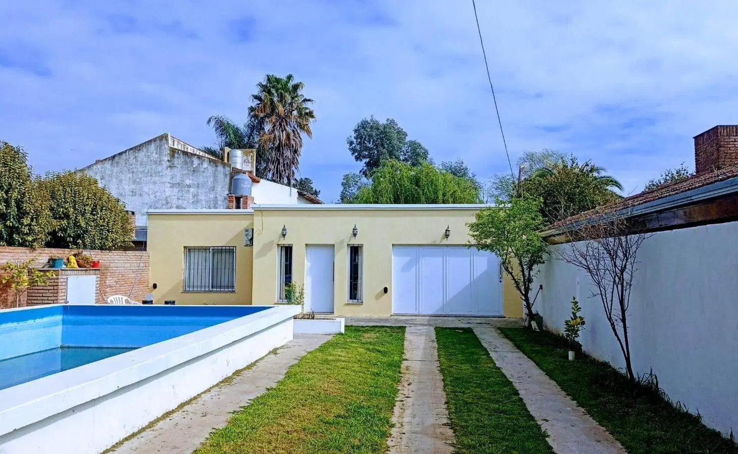 Casa en venta - 2 Dormitorios 1 Baño - Chivilcoy 4
