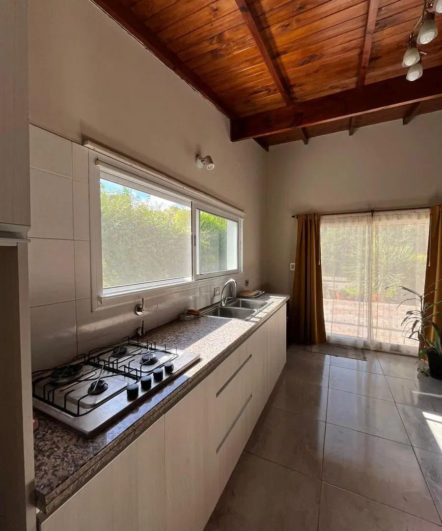 Casa en Alquiler - 2 Dormitorios 2 Baños - 600mts - Mar Del Plata 2