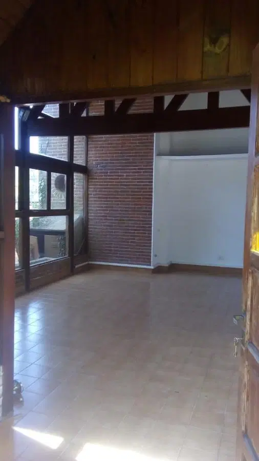 Casa en venta - 4 dormitorios 2 baños - 1 cochera - 197mts2 - Pinamar 4