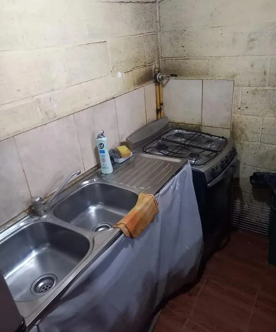 PH en Venta - 7 Dormitorios 3 Baños - 325mts - Escobar 5