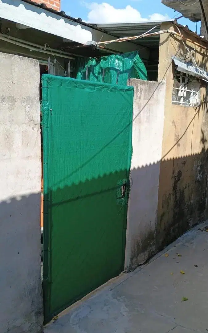 PH en Venta - 7 Dormitorios 3 Baños - 325mts - Escobar 2