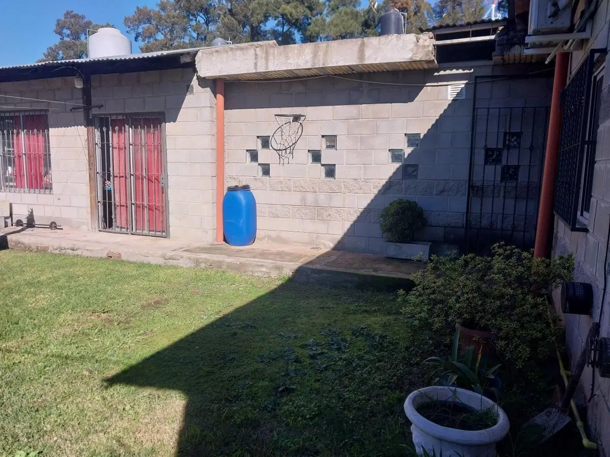 PH en Venta - 2 Dormitorios 1 Baño - 235mts - Almirante Brown 2