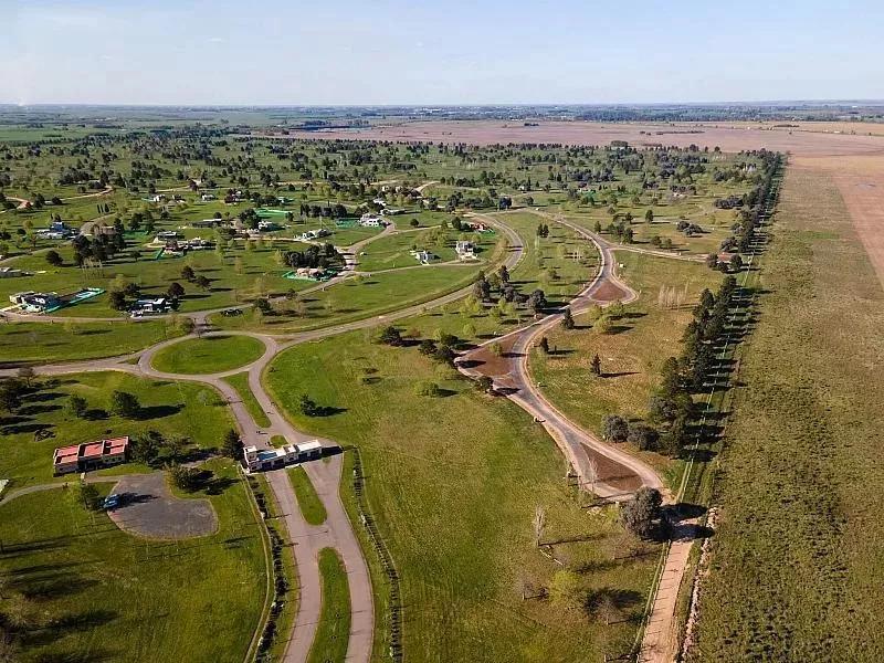 Terreno en venta - 1.100Mts2 - Mirabosques, Alto Los Cardale