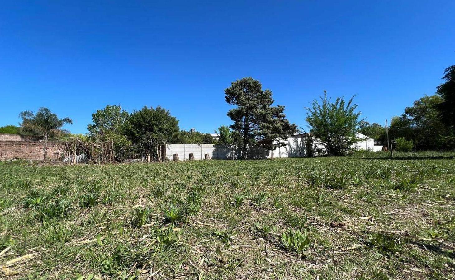 Terreno en venta - 872Mts2 - Mercedes