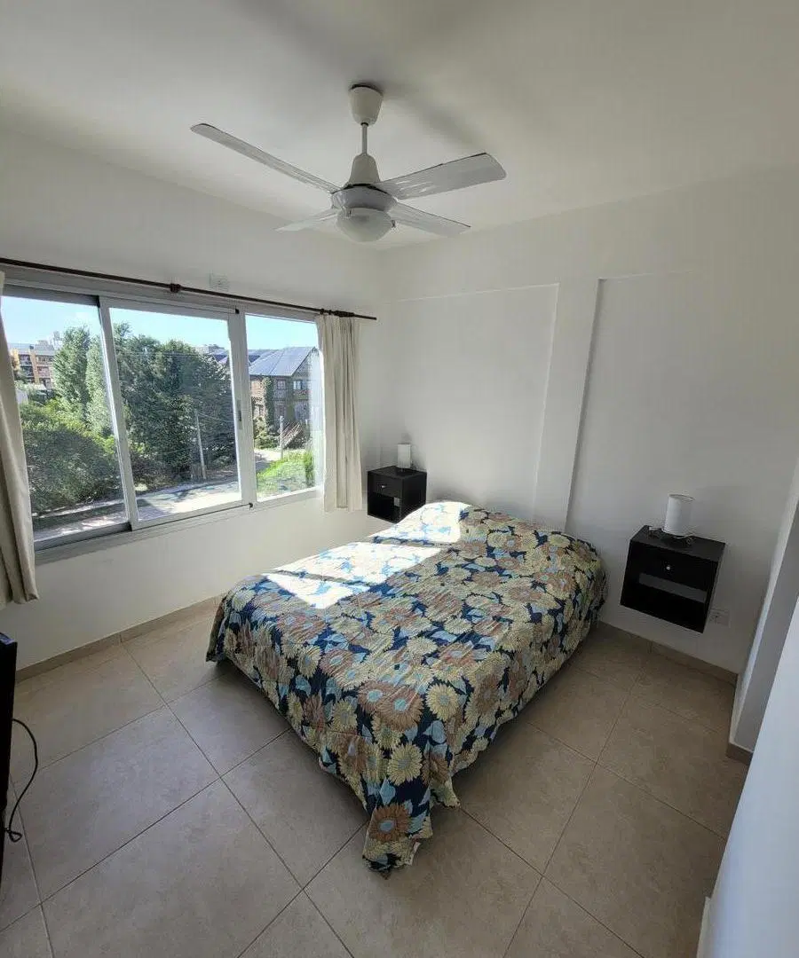 Departamento en venta - 1 Dormitorio 1 Baño - Mar Azul 2