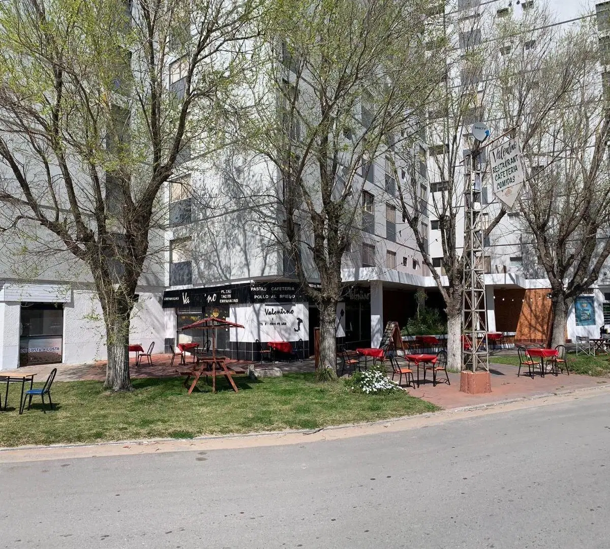 Local en venta - 2 Baños - 200Mts2 - San Clemente del Tuyú 2