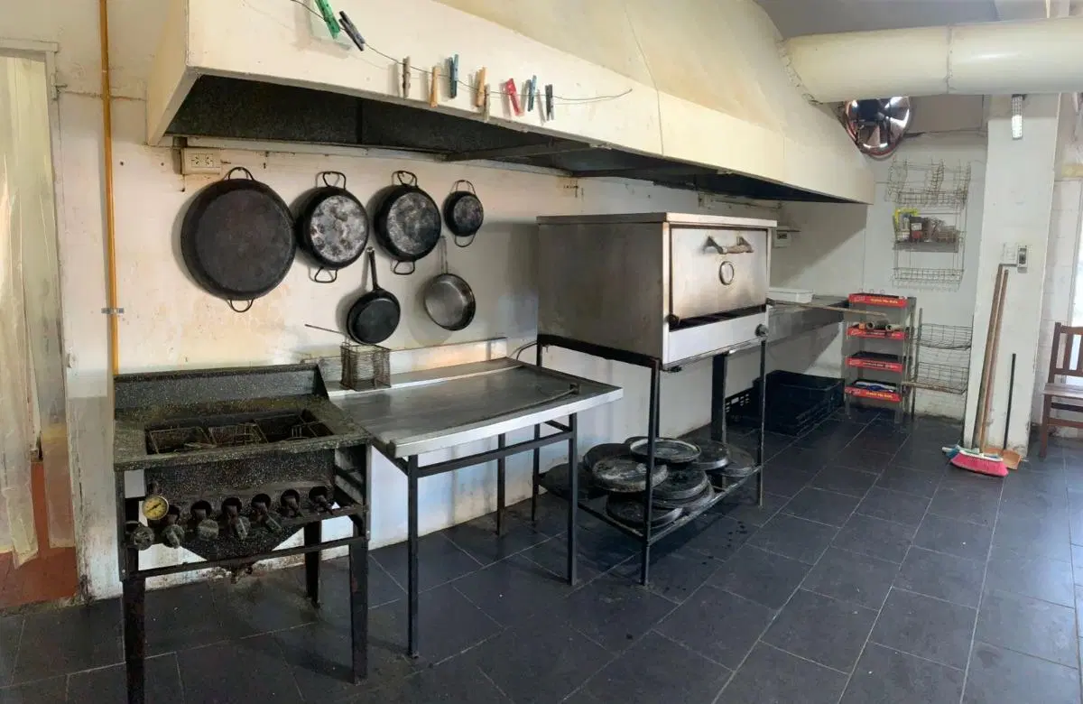 Local en venta - 2 Baños - 200Mts2 - San Clemente del Tuyú 3