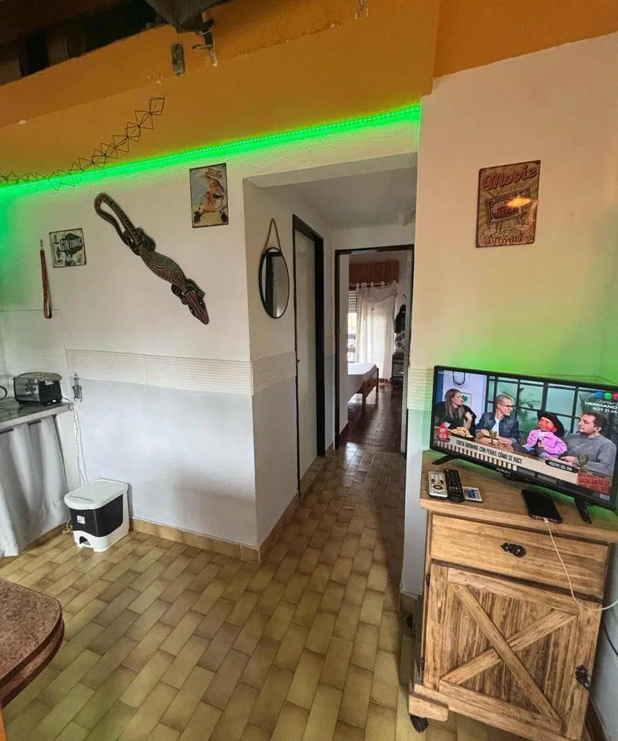 Departamento en venta - 2 Dormitorios 1 Baño - Aguas Verdes 5