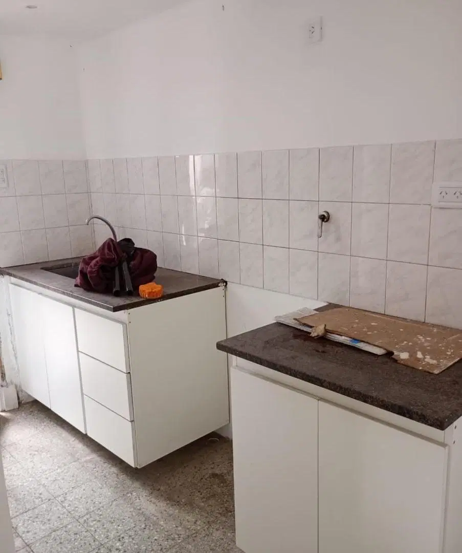 Casa en venta - 3 Dormitorios 2 Baños - Necochea 4