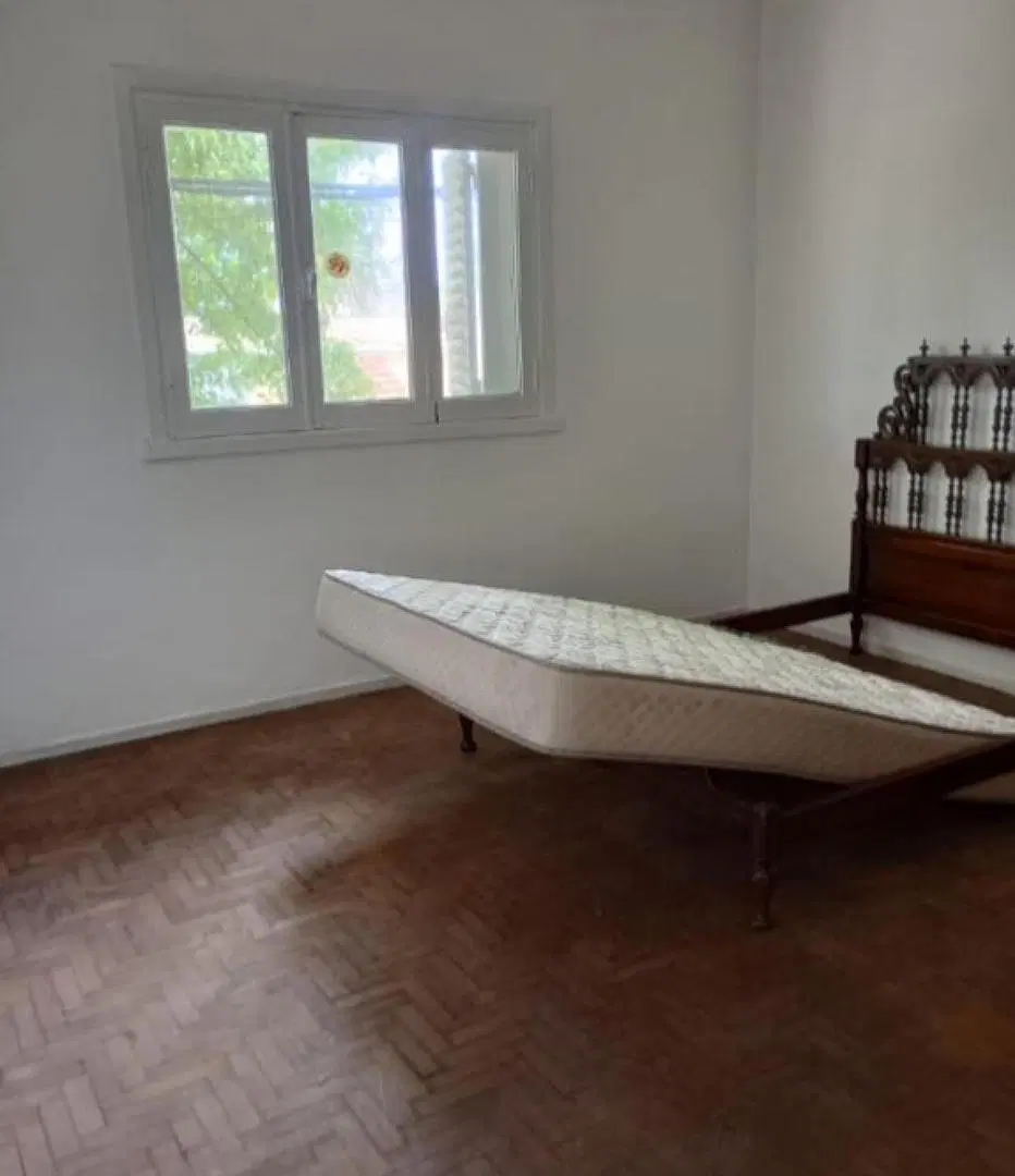 Casa en venta - 3 Dormitorios 2 Baños - Necochea 2