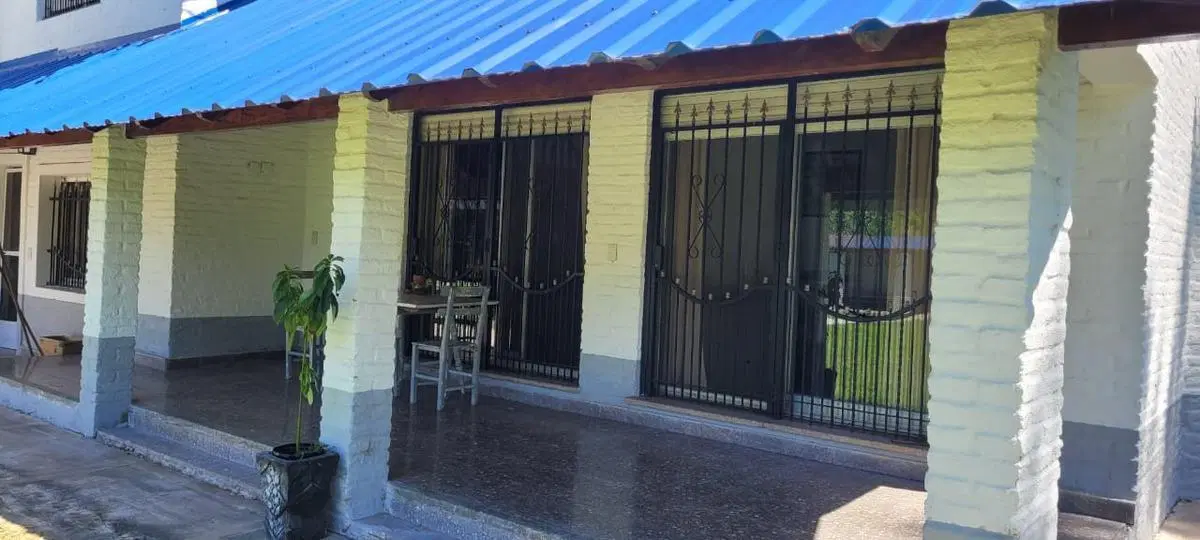 Casa en venta - 4 Dormitorios 3 Baños - Cocheras - 2.700Mts2 - Virrey del Pino, La Matanza 1