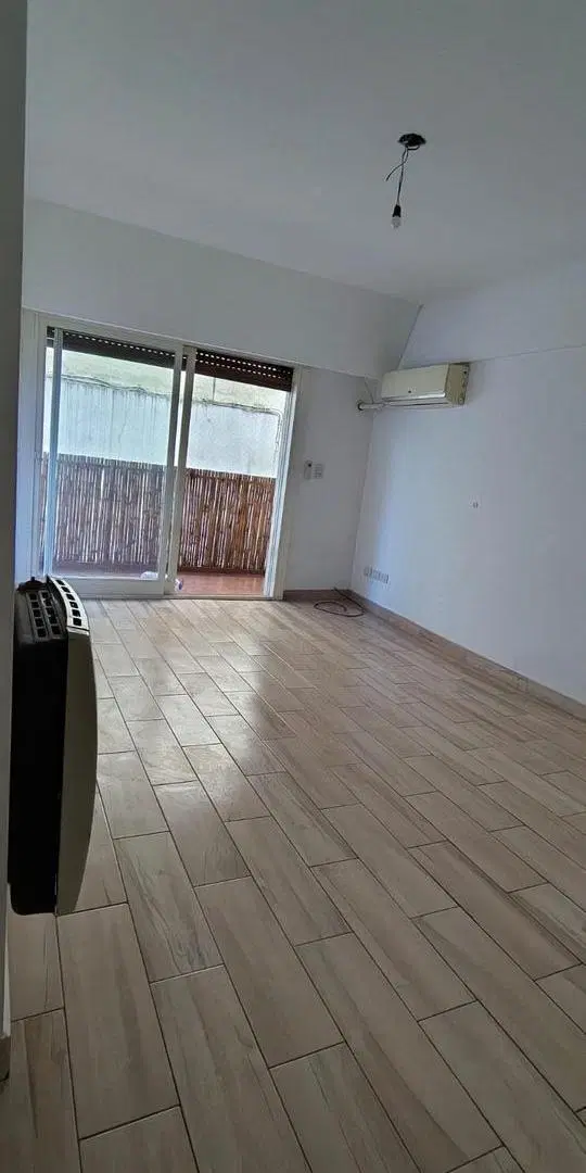 Departamento en Venta - 2 Dormitorios 1 Baño - 59mts - Caballito 2