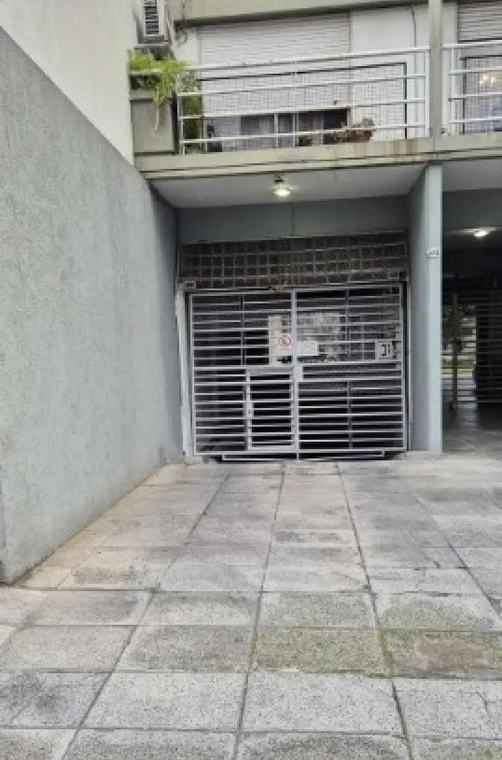 Cochera en venta - 12Mts2 - Almagro 1