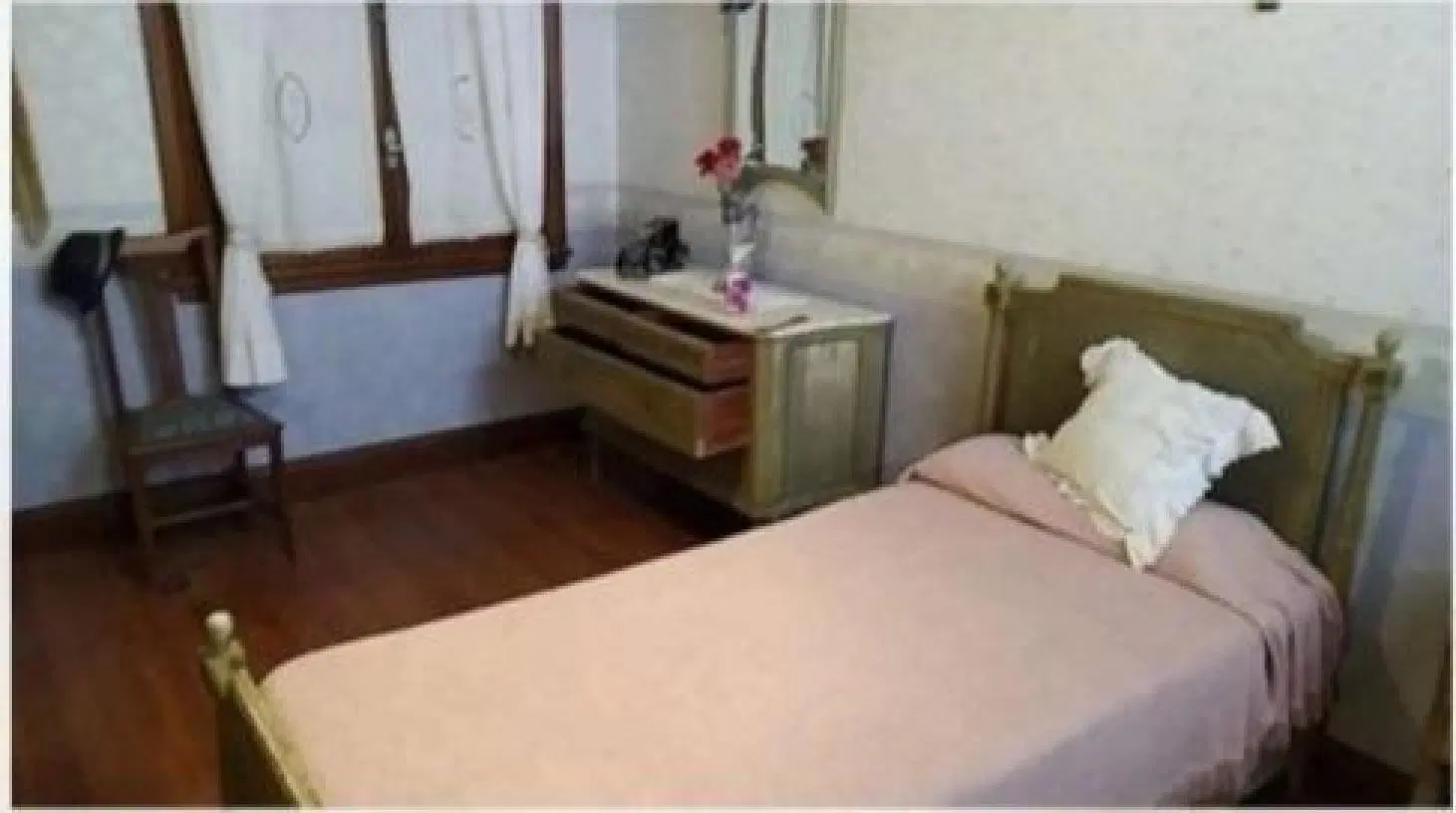 Casa en venta - 5 Dormitorios 4 Baños - 340mts2 - Mar Del Plata 3