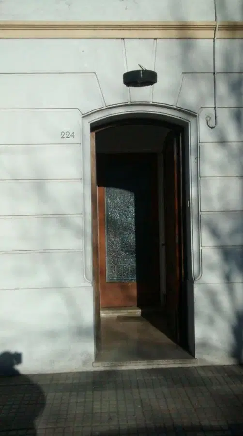 PH en venta - 2 Dormitorios - 1 Baño - 120Mts2 - La Plata 2