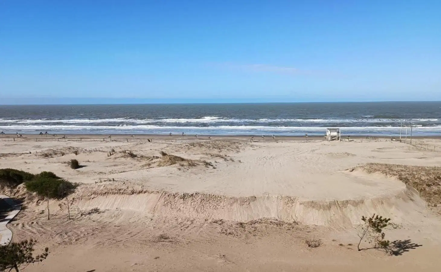 Departamento en venta - 2 Dormitorios 2 Baños - Pinamar 3