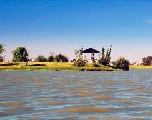 Terreno en venta - 1.500mts2 - Club de Campo El Mirador, Coronel Brandsen 4