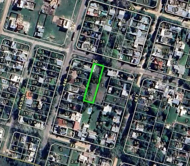 Terreno en venta - 910mts2 - City Bell, La Plata 2