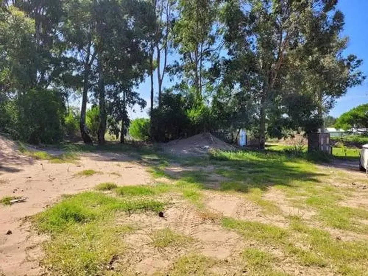Terreno en venta - 900mts2 - Costa Esmeralda 4