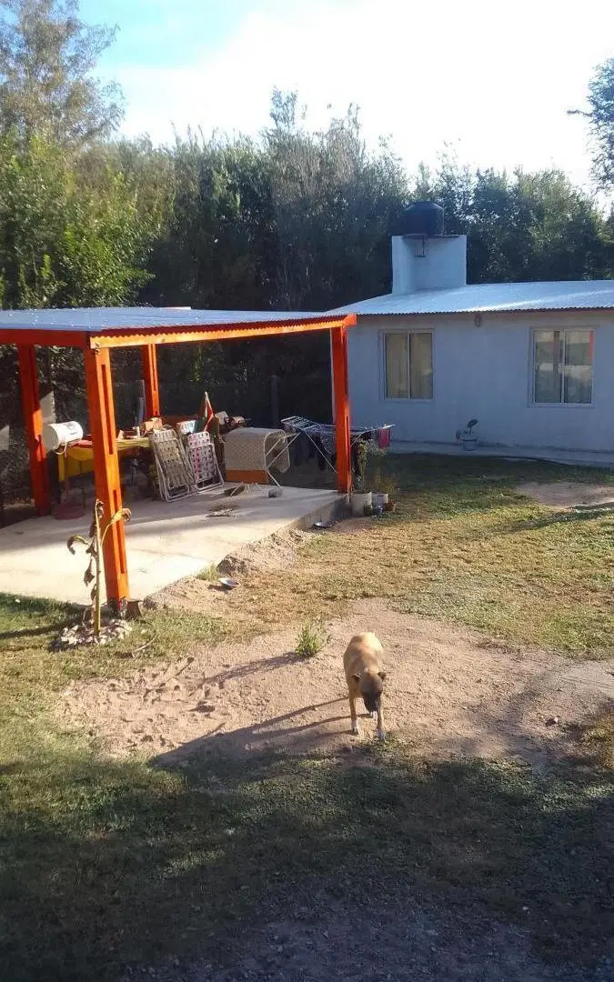 Casa en venta - 4 Dormitorios 2 Baños - Córdoba 3