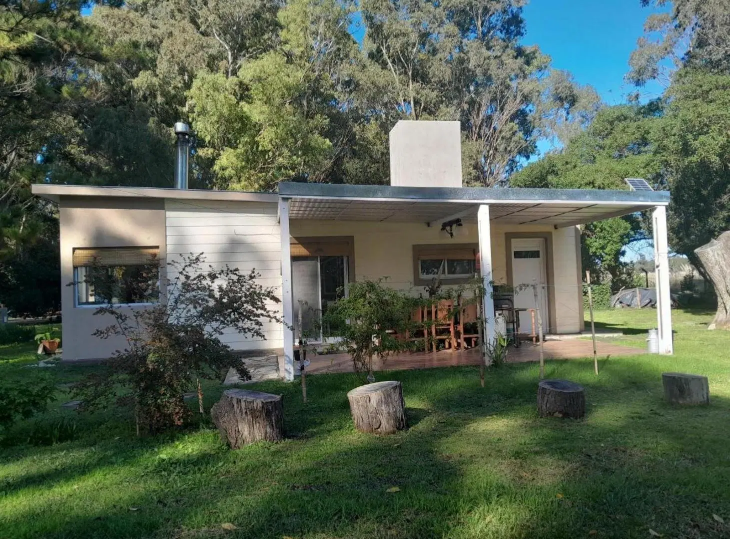 Casa en venta - 2 Dormitorios 2 Baños - Mar Chiquita 3