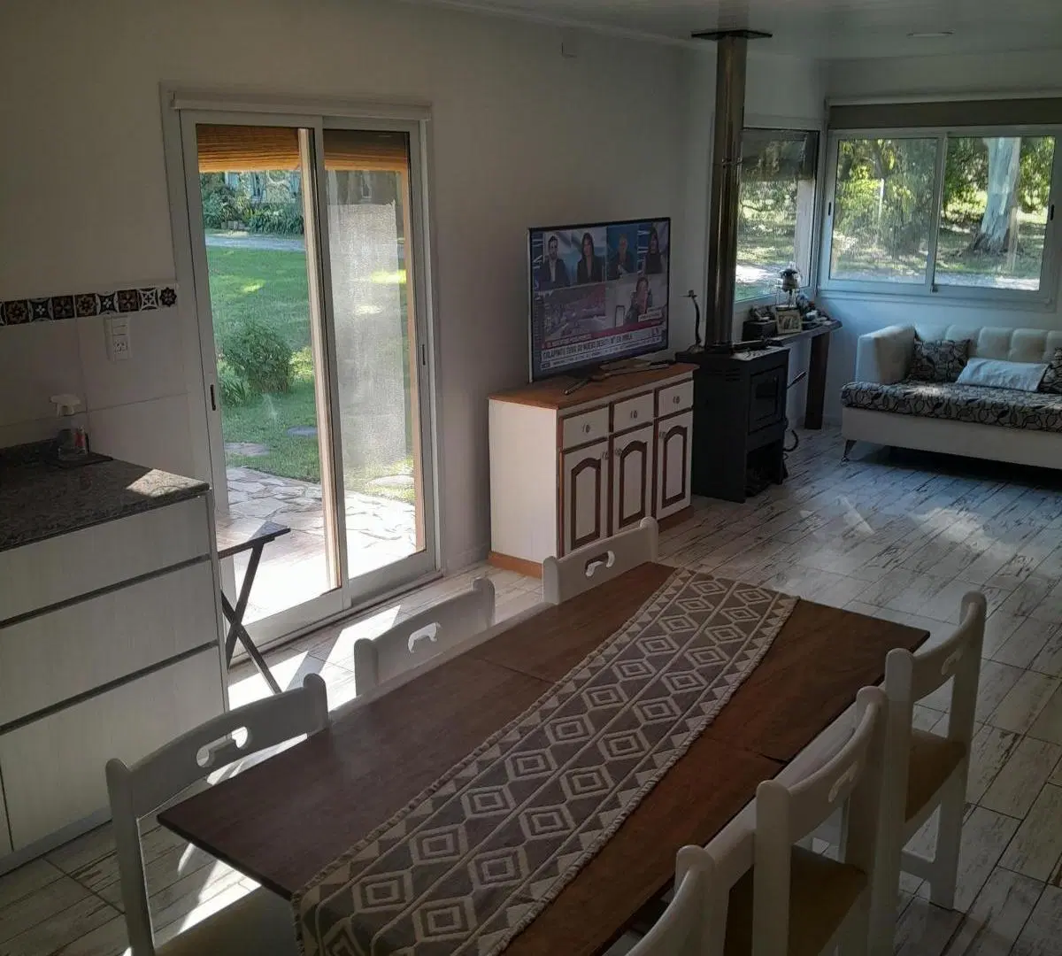 Casa en venta - 2 Dormitorios 2 Baños - Mar Chiquita 5